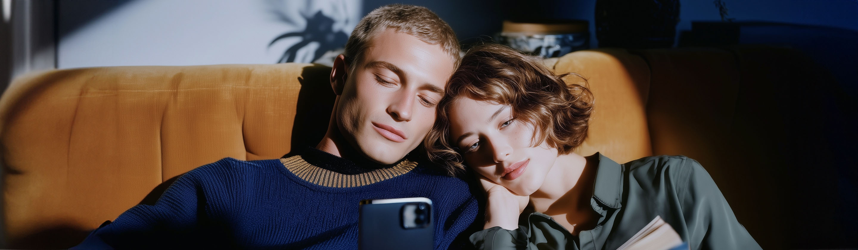 Mobile Banking acces 24/24 pe mobil